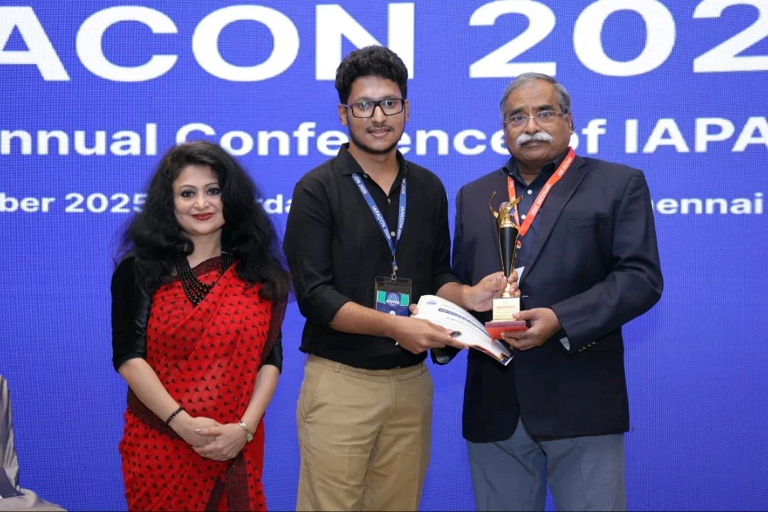 Muhammed Suhail receiving the National Student of the Year award in 2025